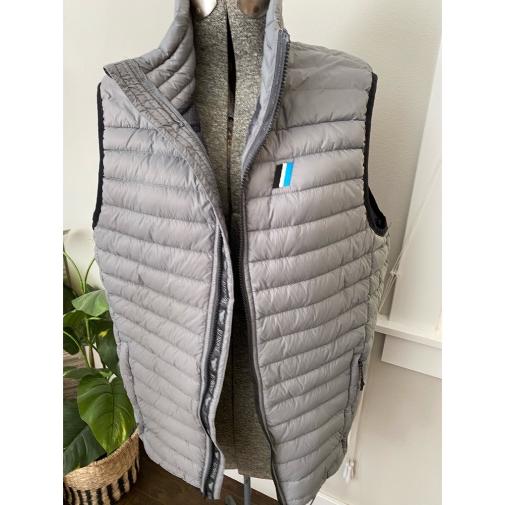 MENS HAGERTY VEST SIZE SMALL